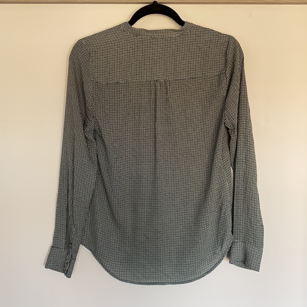 Plaid Button down blouse Size S - Picture 2 of 3